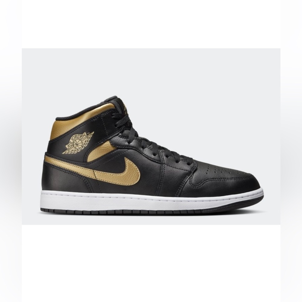 🔸▪️Air Jordan 1 Mid "Black/Metallic Gold"